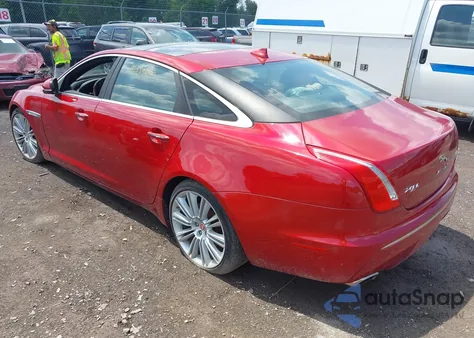 2015 Jaguar Xjl Xjl Portfolio z USA, uszkodzony, nr VIN SAJWJ2GD1F8V84576